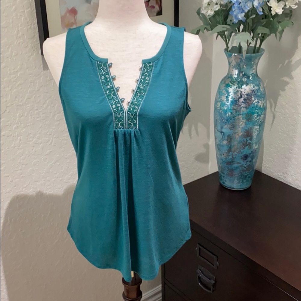 NWOT WHBM sleeveless top